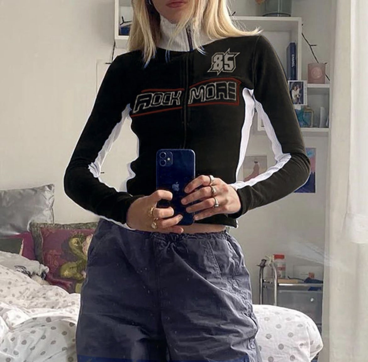 Siyah Retro Rock More 85 Fermuarlı Crop Hırka
