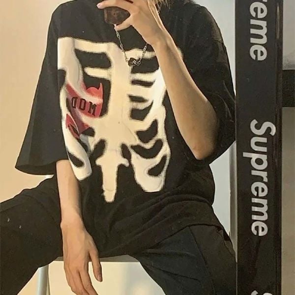 Harajuku Heart In A Skeleton (Unisex) T-Shirt