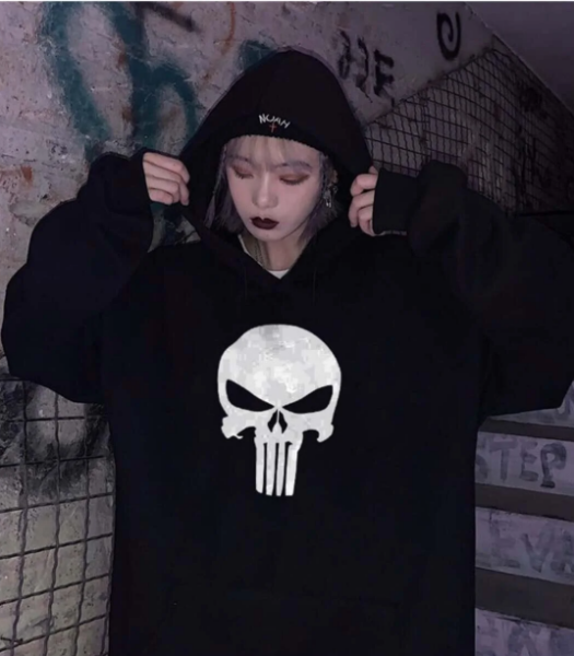 Punisher Siyah Kapüşonlu Sweatshirt