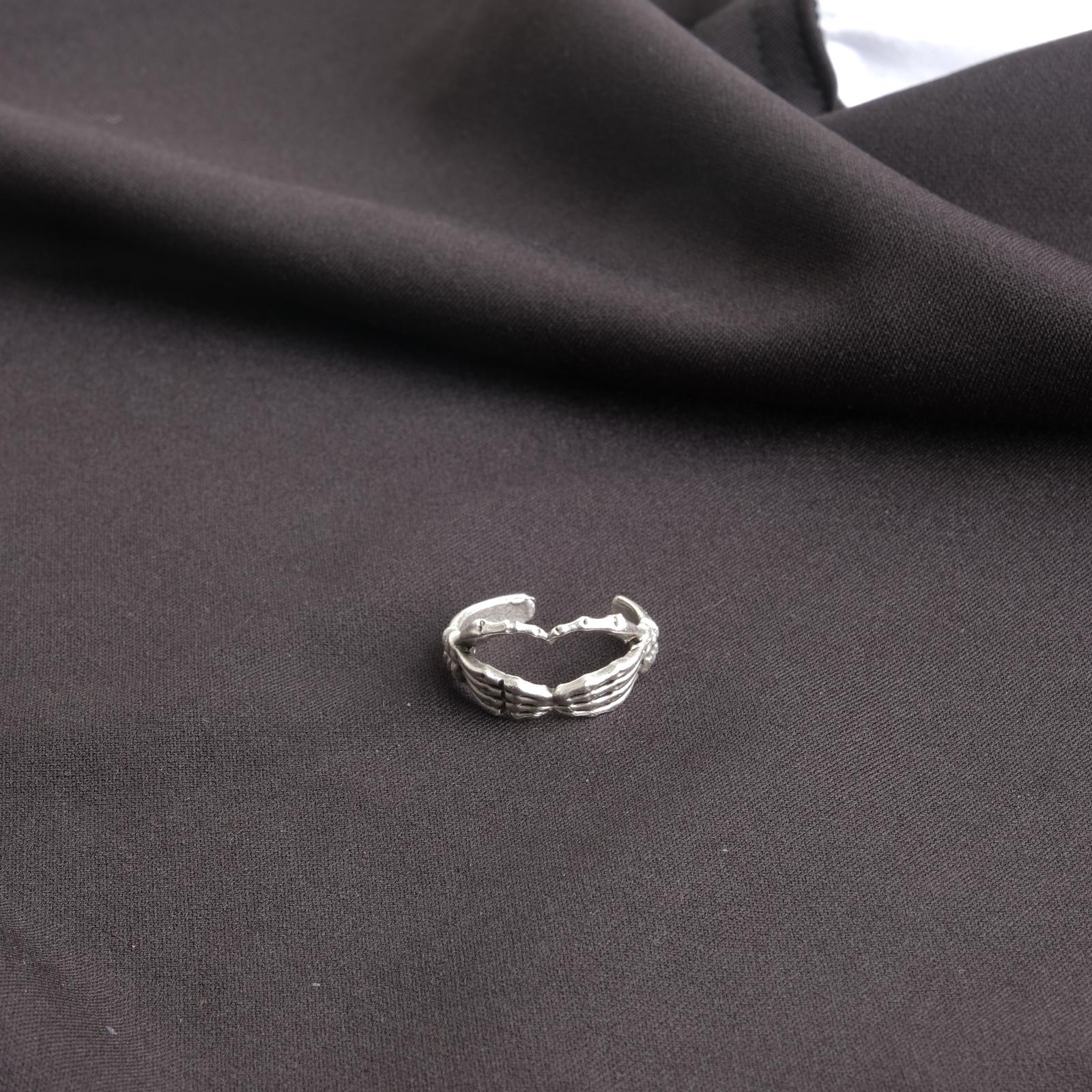 Gothic Skeleton Hand Heart Ring